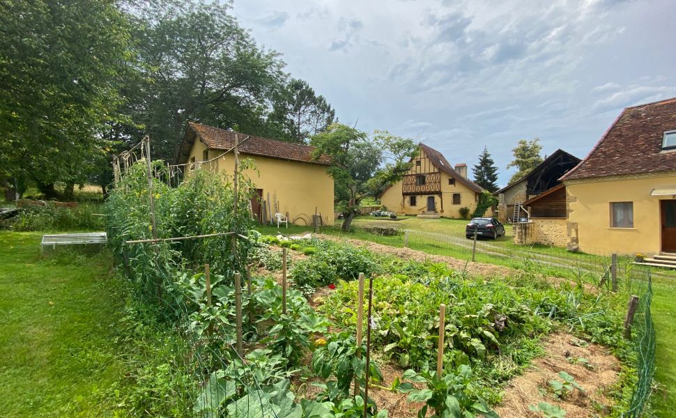 Rare & Unique Bâtisse du XVe siècle avec Gîte